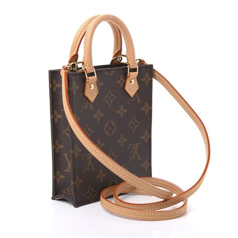 lv monogram petit sac plat|Petit Sac Plat Monogram .